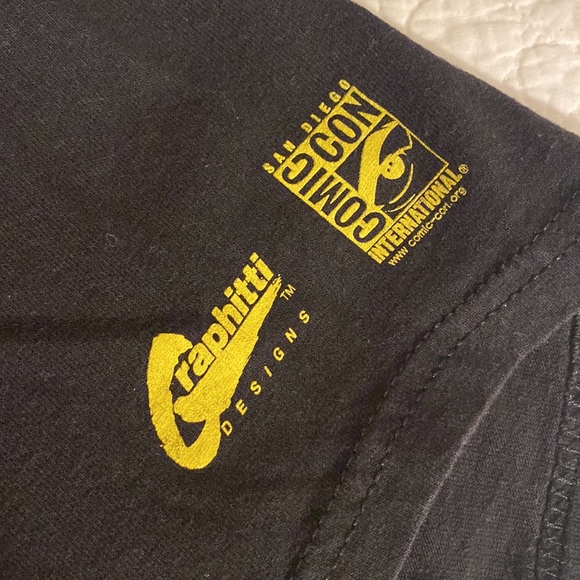 COMIC-CON INTERNATIONAL San Diego UNISEX Black Shirt - Picture 3 of 7